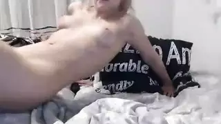 النص الأصلي: إنها تبين لنا عدد الألعاب التي لديها