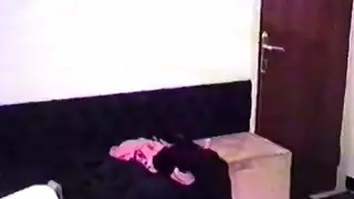 سكس مصري مولع و دكتور ينيك عدة فتيات في عيادته
