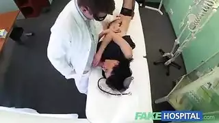 المدرب يتحرش بها في صالات اليوقه