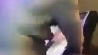 شقراء مدبوغة تمارس الجنس بقوة في جلسة خارجية إباحية