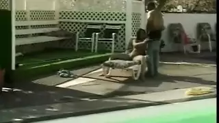 فتاة غبية وصاخبة بذيء