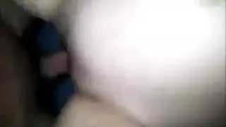 المعلمه العراقيه مع تلميذ