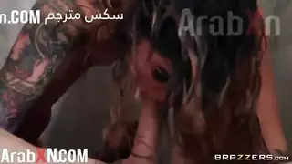 جوني نيك وتقبيل