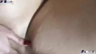 أثداء عائشة العربية المراهقة الكبيرة تلتقي بقضيب فيكتور بلوم الإسباني السميك