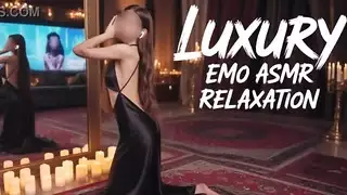 أمريكا الغريبة: مراهقة هاوية تمارس الجنس الفموي العميق في بيفرلي هيلز