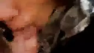 حوض استحمام كبير إكس إكس إكس: فتاة ساخنة مدخنة تُنكح بقوة بجانب المسبح